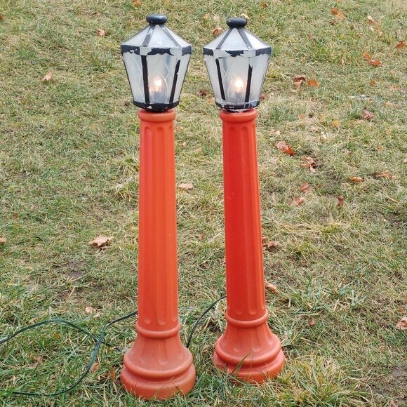 Vintage Christmas Blow Mold Street Lamps Lights Indoor or Outdoor 40 Inches Tall - Picture 1 of 15